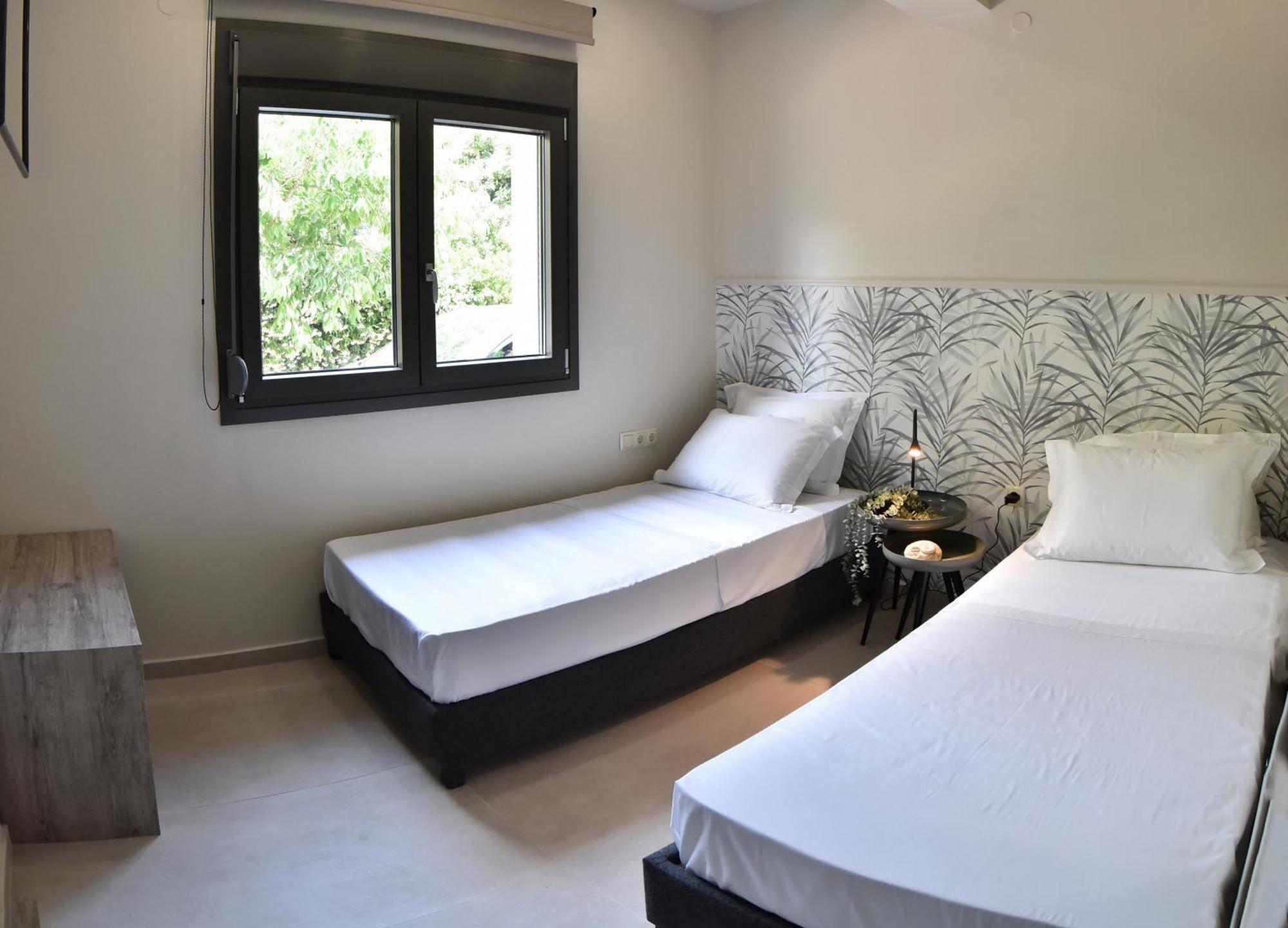 Welcome Inn Palaiontsiflikion Exterior foto